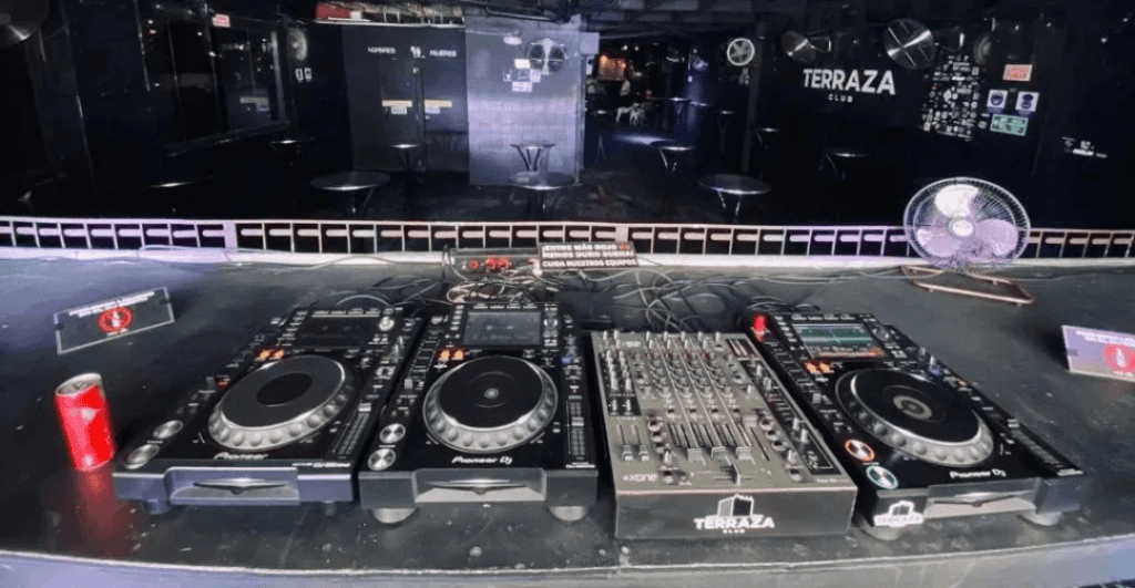 11. Terraza Club